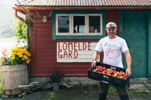 Lomelde Gard og frukthage